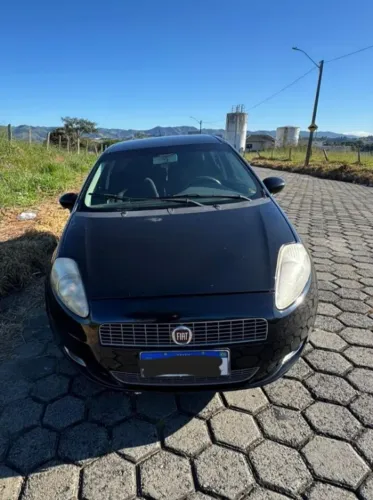 Fiat Punto Essence 1.6 Flex 16V 5P 2011