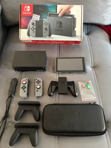 Nintendo Switch V1 Raro - Desbloqueado via Software + Kit Completo de Acessórios