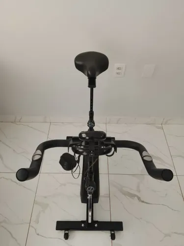 Bicicleta Spinning Premium Social Fit Roda inércia 10Kg.