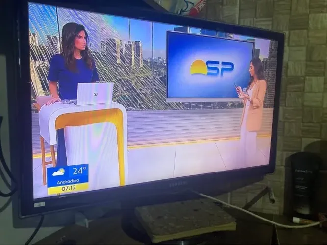 TV monito Samsung 27