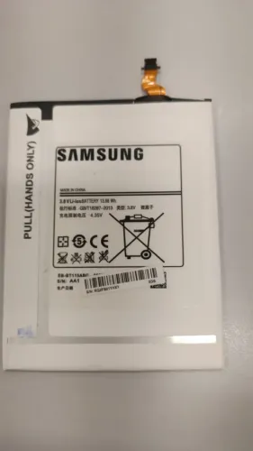 O modelo SM-T110 é o Samsung Galaxy Tab 3 Lite 7.0, um tablet bem antigo.