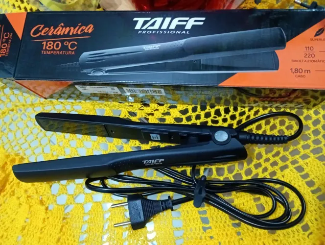 Prancha de cabelo Taiff cerâmica Nova.