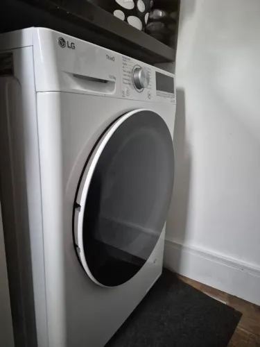 Vendo Lava e Seca LG ThinQ 12kg