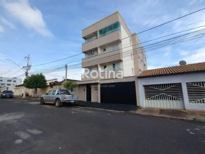 Apartamento para alugar, 2 quartos, Segismundo Pereira - Uberlândia/MG - Rotina Imobiliári