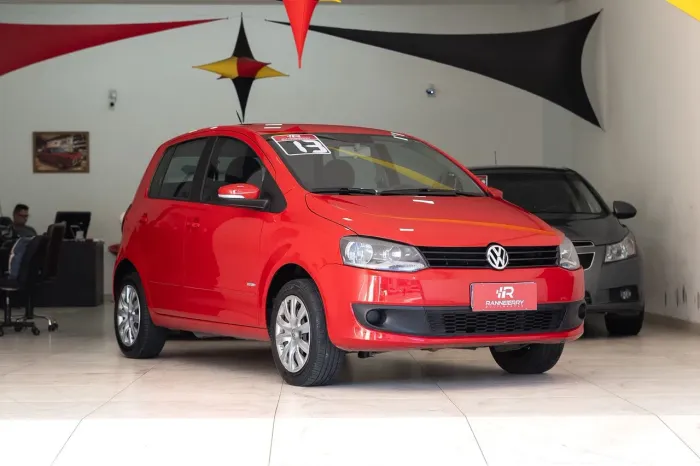 Volkswagen Fox 1.0 MI Total Flex 8V 5P 2013