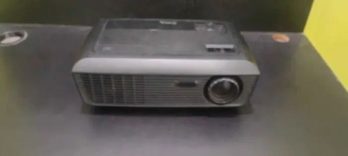 Projetor DELL 1210s - lâmpada ok