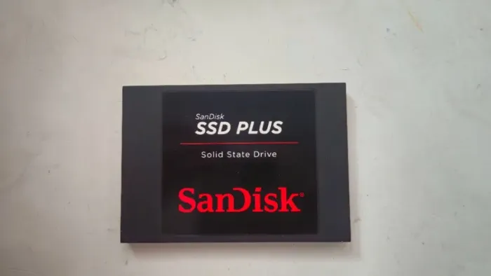 SSD SanDisk Plus 240GB (SATA 2.5")