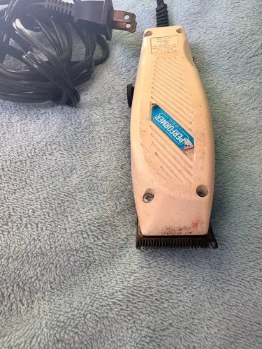 Máquina de cortar cabelo Wahl (Leia o anúncio)