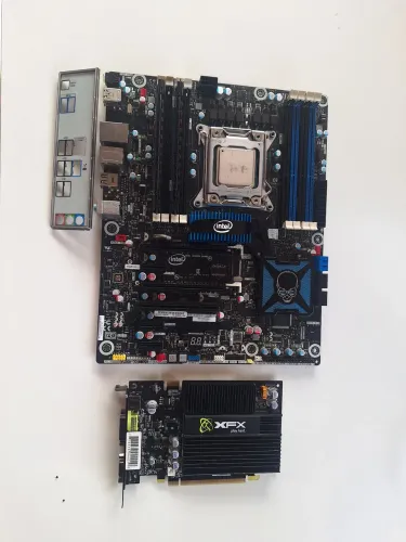 Placa mae Intel socket lga 2011 com processador xeon +8g