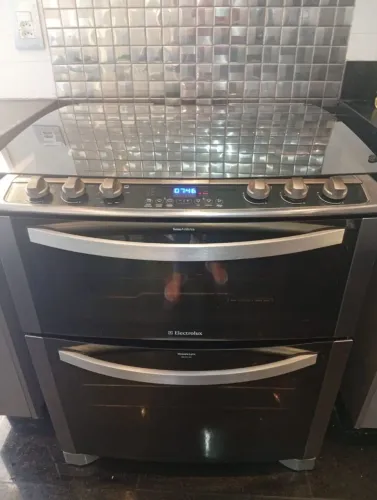 Fogão duplo forno Electrolux 5 bocas ( digital
