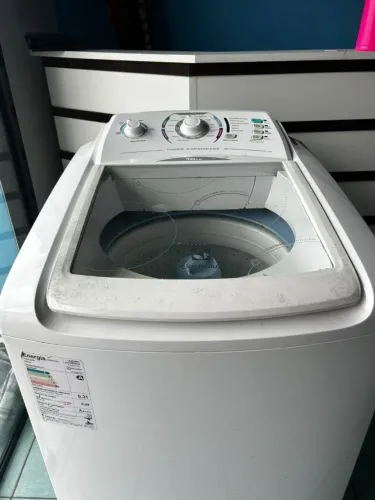 Máquina lavar Electrolux 10 kg com defeito