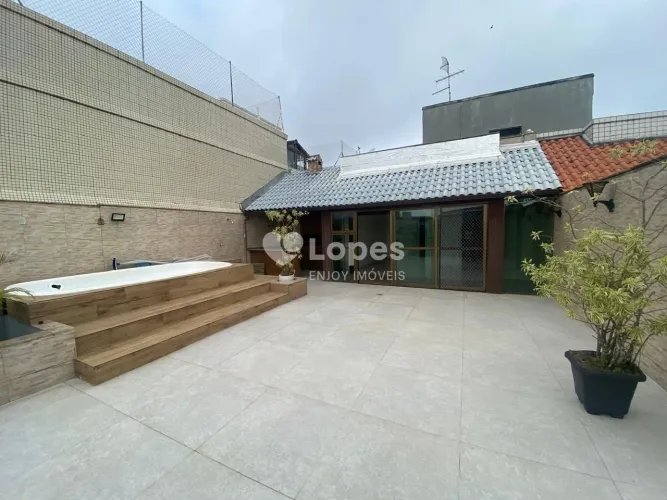 Lopes Enjoy Imóveis Vende Cobertura com 3 quartos, sendo 1 suíte, e 183m2 no Recreio