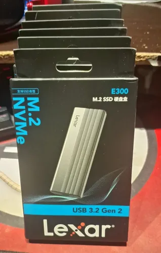 Case Lexar E300 M.2 NVMe USB 3.2 Gen 2 Tipo C 10Gbps para SSD 2230 a 2280