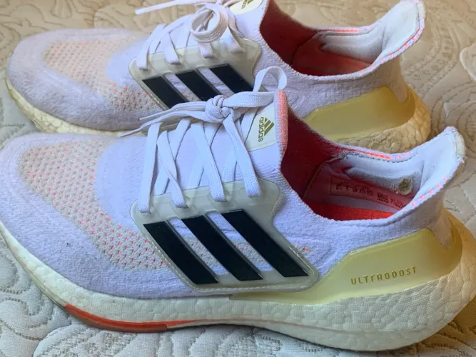 Tênis adidas ultraboost