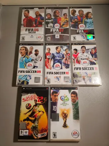 Lote Coleção Fifa PSP - Completos e Testados