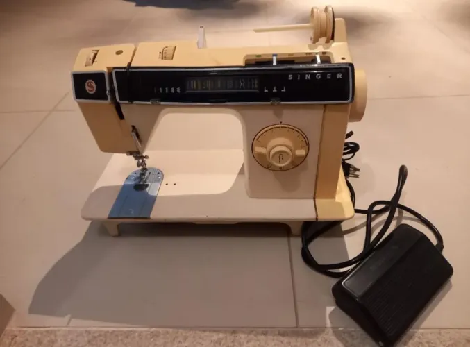 Máquina de costura - Singer 280 bobina mágica 