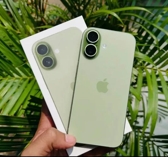 iPhone 17 256GB | E-Sim Verde -- Garantia e Nota fiscal. - Loja física em Curitiba