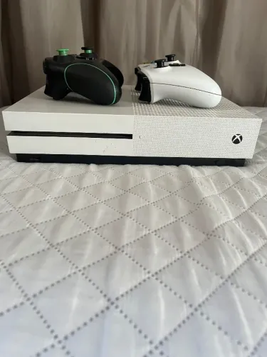 Xbox One Seminovo