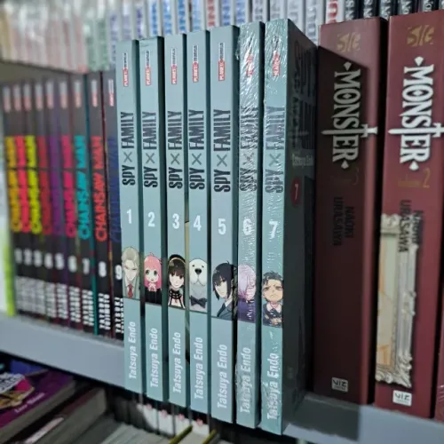 Mangá Spy x Family - Volumes do 1 ao 7! Panini, Tatsuya Endo