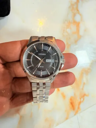 Citizen day Date impecável