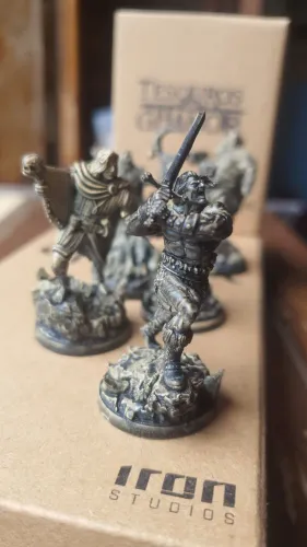Tesouros de Ghanor - Kit de 7 Minitaturas de RPG
