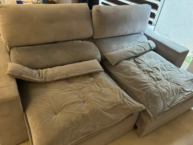 Sofá suede retrátil 