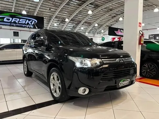 Mitsubishi Outlander 3.0/ GT 3.0 V6 Aut. 2015