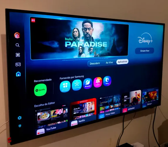 Smart TV 43" Samsung 4K UHD Crystal UHD UN43U8600FGXZD Tizen Bixby 3 HDMI