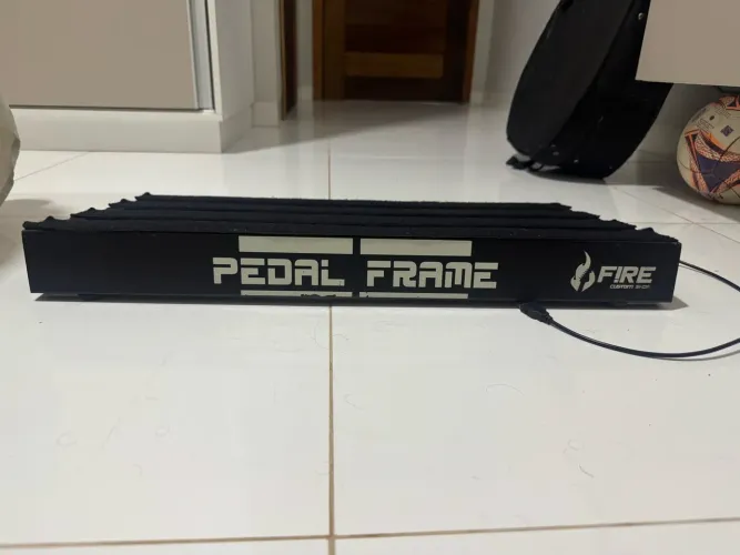 Pedalboard Fire Custom Shop com Case