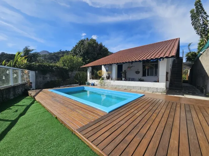 Casa para Locação em Teresópolis, Bom Retiro, 3 dormitórios, 1 suíte, 3 banheiros, 1 vaga