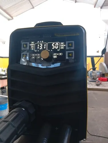 Máquina Tork multiprocesso Mig ..tig .. Mma