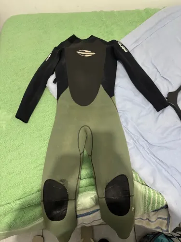 Roupa de borracha
