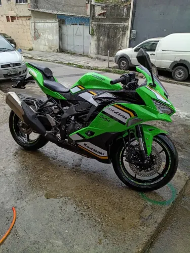 ZX4R TODA REVISADA.