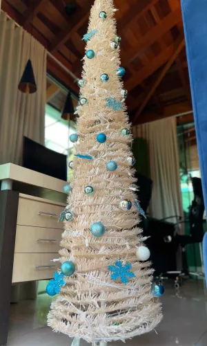Árvore de Natal Slim 1,80m + Decoração