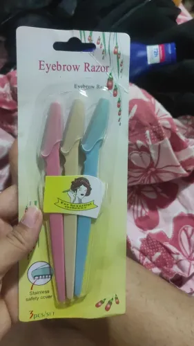 Vendo esse kit de sobrancelha e esse babylis por 85