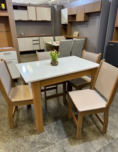 Mesa de jantar 1,08 4 lugares Pronta Entrega