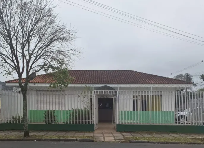 Aluga-se Comércio