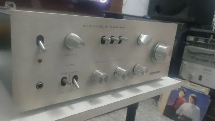 Amplificador gradiente model 120 vintage, todo revisado 