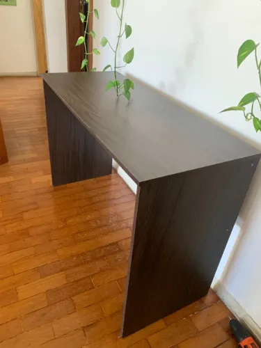 Escrivaninha pequena MDF - Ótimo estado