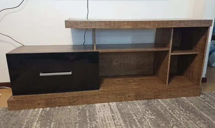 Vendo Rack Moderno e Robusto - Ótimo Estado!