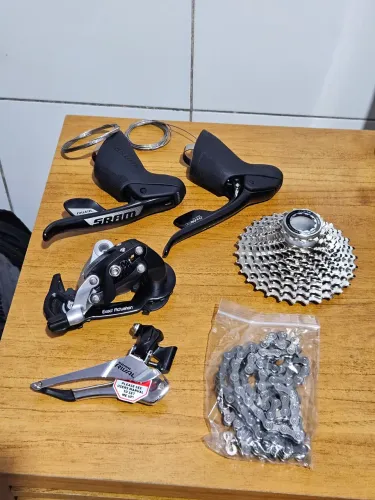 Grupo Kit SRAM RIVAL 11V Ferradura (Novo)