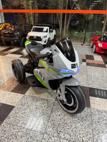 Triciclo 12V