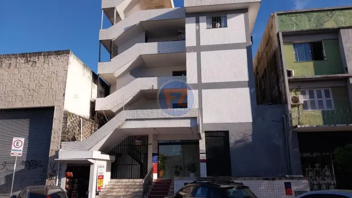 Locação de Apartamentos / Padrão na cidade de Fortaleza
