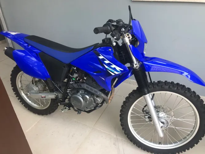 Yamaha TTR-230 (Menos de 10 horas de uso)