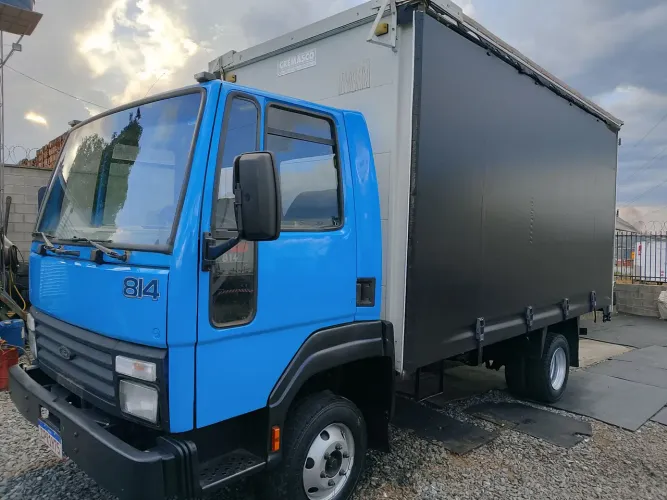 Cargo 814 baú sayder 
