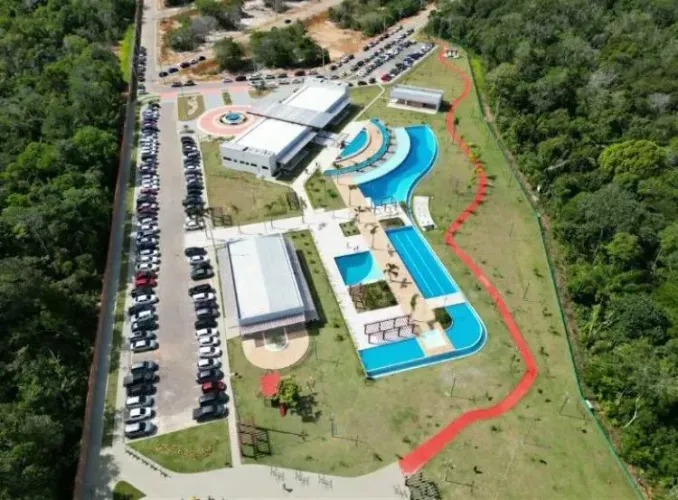 Cond Vivenda das Marinas Ponta Negra, lote 10x25 frente área de lazer da 2° etapa, ótima l