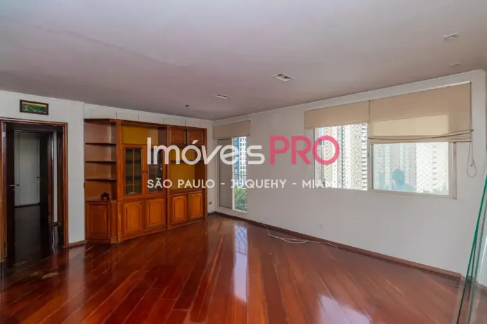 Viva o melhor de Moema Pássaros neste excelente apartamento