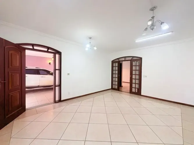 Casa para venda e locação no Parque da Figueira, Campinas/SP.