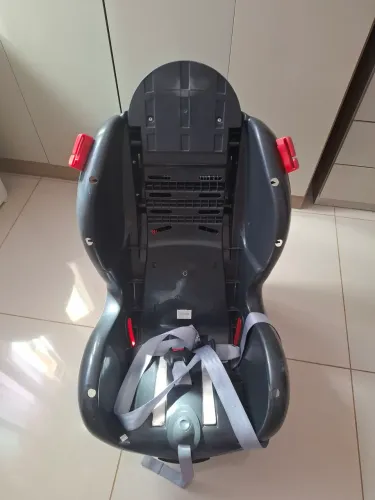 Cadeirinha para Carro Infantil Grupo 2 (15 a 25kg) - Segurança e Conforto