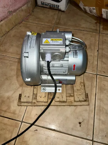 COMPRESSOR RADIAL / SOPRADOR REGENERATIVO INDUSTRIAL JKW008 - 220V - SEM USO